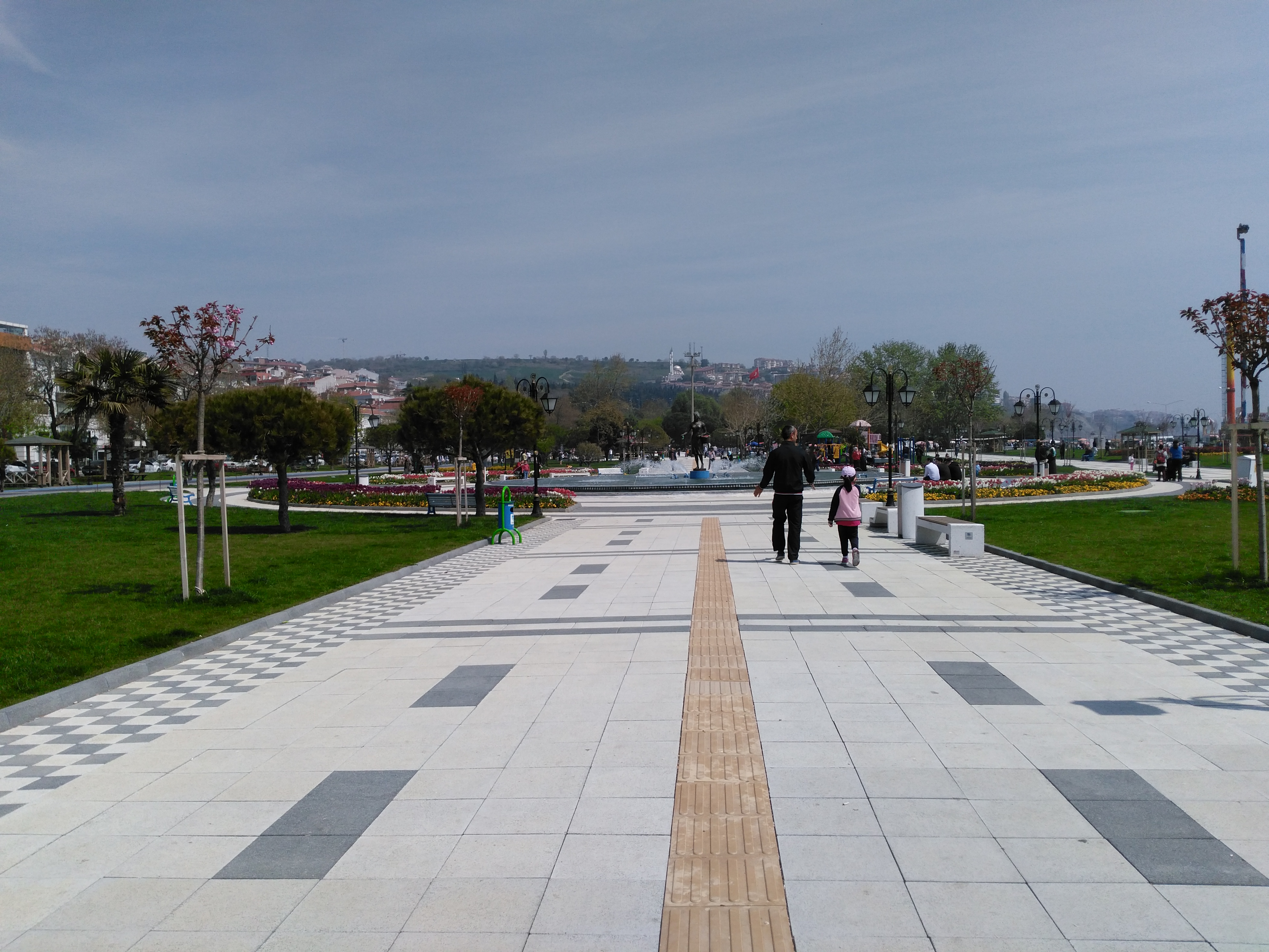 Süleymanpaşa seafront square